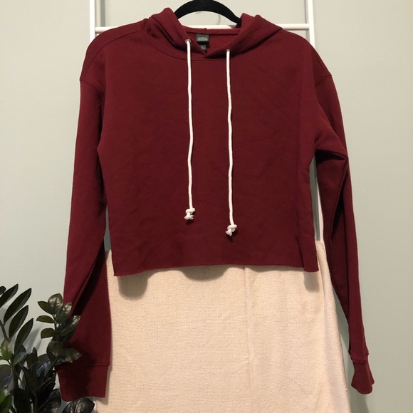 Wild Fable Cropped Red Hoodie Sweatshirt